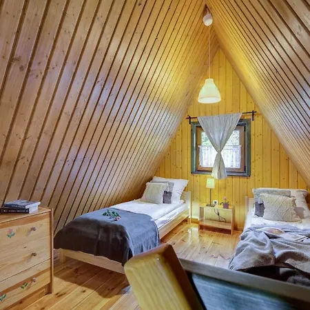 W Lesie シャレー *