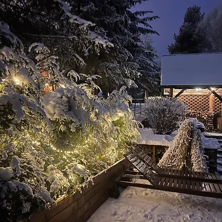 シャレー W Lesie