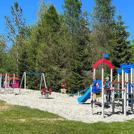 W Lesie シャレー *