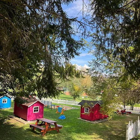 W Lesie シャレー ティリチ