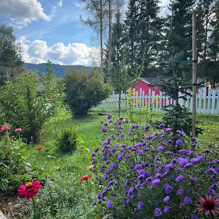 W Lesie シャレー